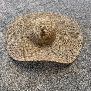Cost Plus World Market Natural Straw Floppy Sun Hat Packable 22 inch